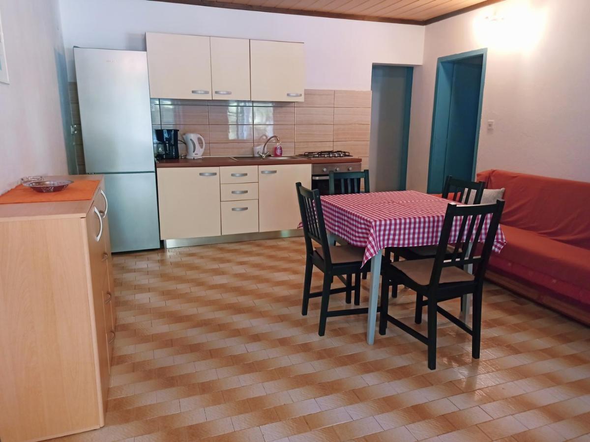 Apartments Sonija Gdinj Экстерьер фото